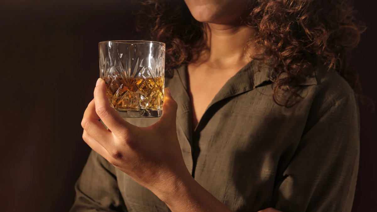 Ar įmanoma išmokti gerti saikingai, jei alkoholis jau tapo problema?
